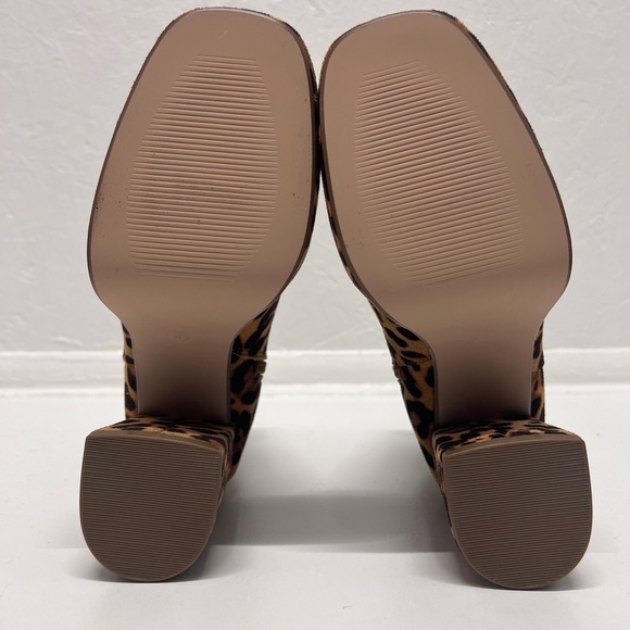 Women's Leopard Print Side Zipper Suede Square Toe Ankle Boots - 8 - Picture 7 of 10